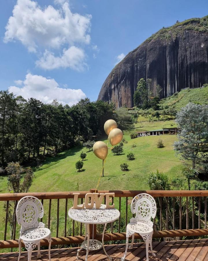 Piedra Del Penol Hotel Guatape Exterior photo