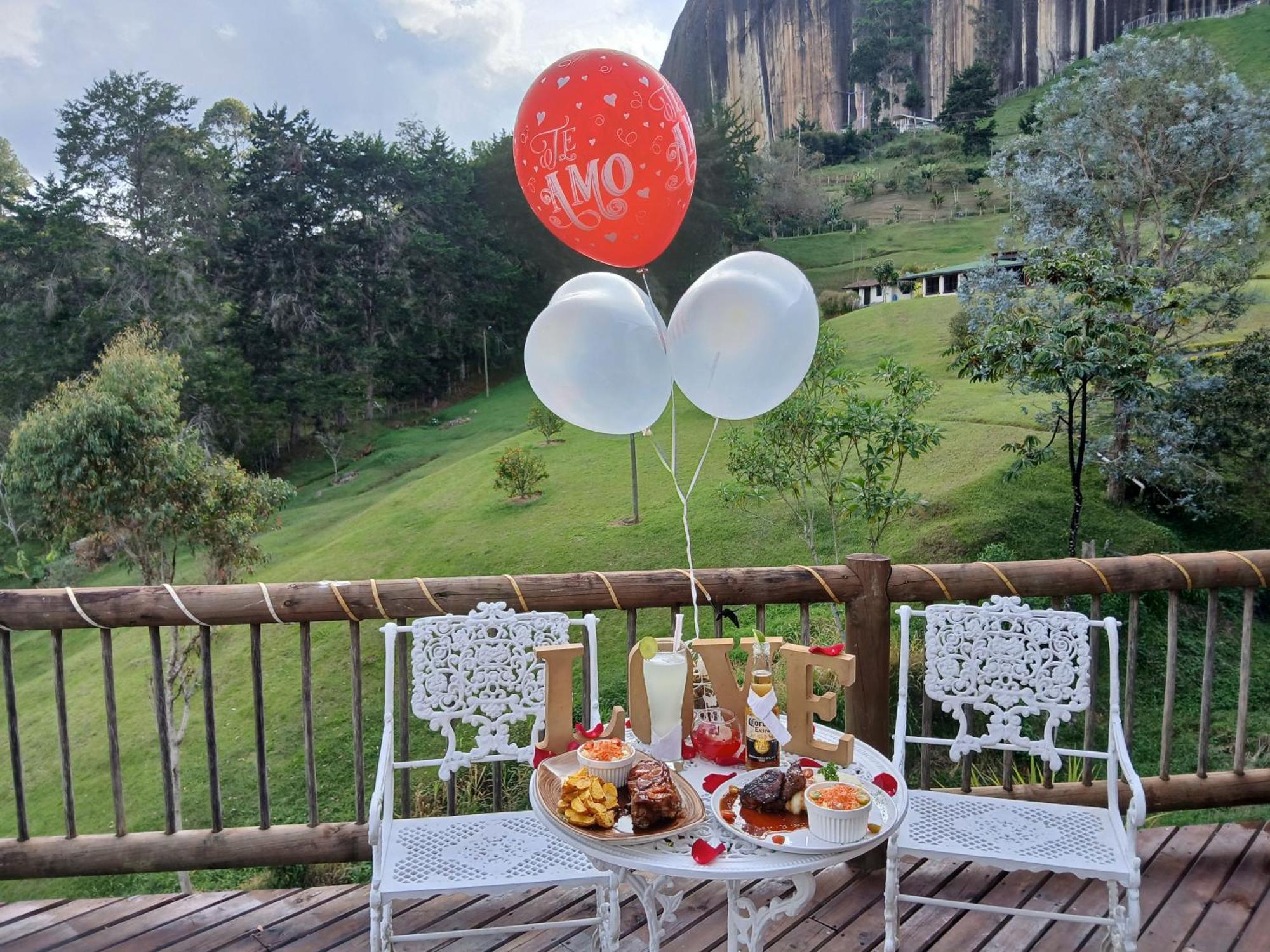 Piedra Del Penol Hotel Guatape Exterior photo
